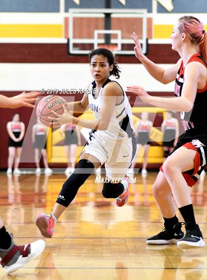 Thumbnail 2 in Calvary Chapel Christian vs Lincoln County (NIAA 2A Final) photogallery.