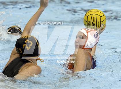 Thumbnail 2 in Brennan vs. Brandeis (UIL 6A Region 4 Final) photogallery.