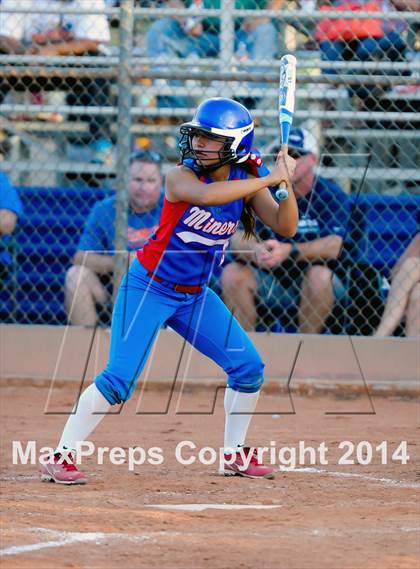 Thumbnail 3 in Valley Christian vs. San Manuel (AIA D4 Final) photogallery.