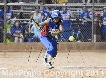 Thumbnail 1 in Valley Christian vs. San Manuel (AIA D4 Final) photogallery.