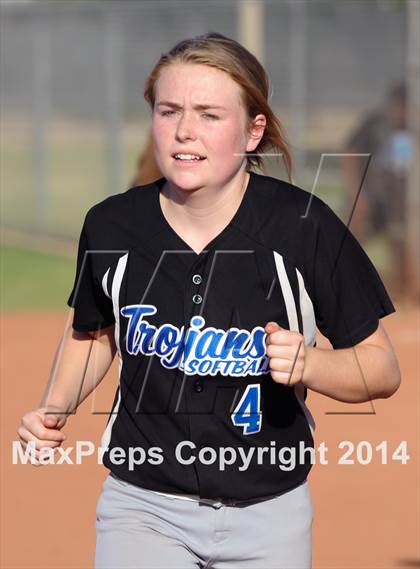 Thumbnail 2 in Valley Christian vs. San Manuel (AIA D4 Final) photogallery.