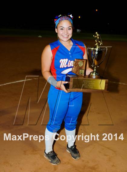 Thumbnail 1 in Valley Christian vs. San Manuel (AIA D4 Final) photogallery.