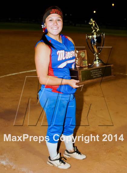 Thumbnail 1 in Valley Christian vs. San Manuel (AIA D4 Final) photogallery.