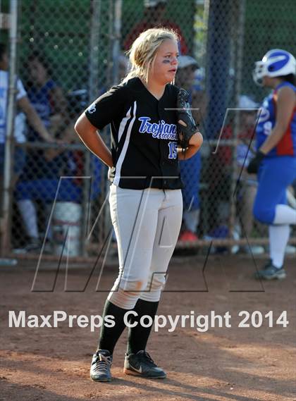 Thumbnail 2 in Valley Christian vs. San Manuel (AIA D4 Final) photogallery.