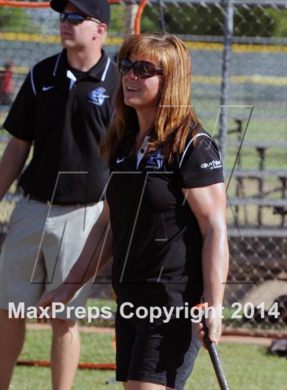 Thumbnail 1 in Valley Christian vs. San Manuel (AIA D4 Final) photogallery.