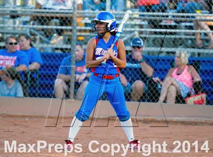 Thumbnail 2 in Valley Christian vs. San Manuel (AIA D4 Final) photogallery.