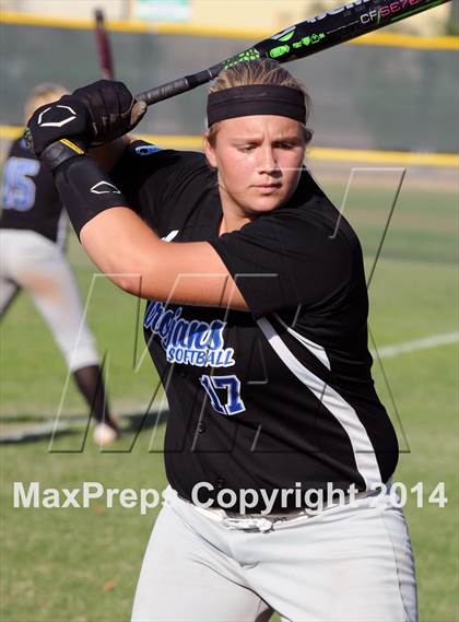 Thumbnail 3 in Valley Christian vs. San Manuel (AIA D4 Final) photogallery.