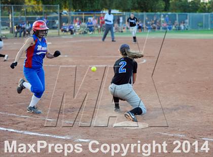 Thumbnail 1 in Valley Christian vs. San Manuel (AIA D4 Final) photogallery.