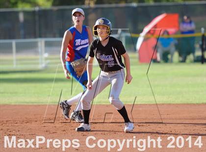 Thumbnail 1 in Valley Christian vs. San Manuel (AIA D4 Final) photogallery.