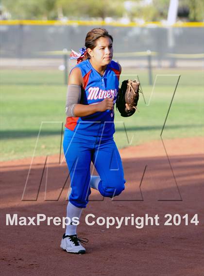 Thumbnail 1 in Valley Christian vs. San Manuel (AIA D4 Final) photogallery.