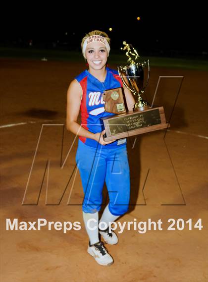 Thumbnail 3 in Valley Christian vs. San Manuel (AIA D4 Final) photogallery.