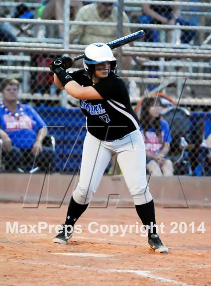 Thumbnail 1 in Valley Christian vs. San Manuel (AIA D4 Final) photogallery.