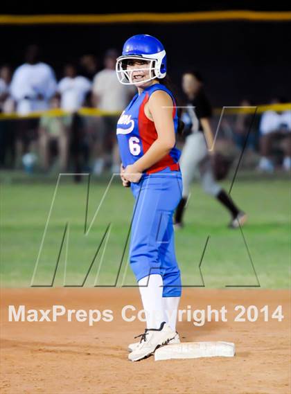 Thumbnail 2 in Valley Christian vs. San Manuel (AIA D4 Final) photogallery.