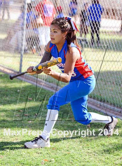 Thumbnail 1 in Valley Christian vs. San Manuel (AIA D4 Final) photogallery.