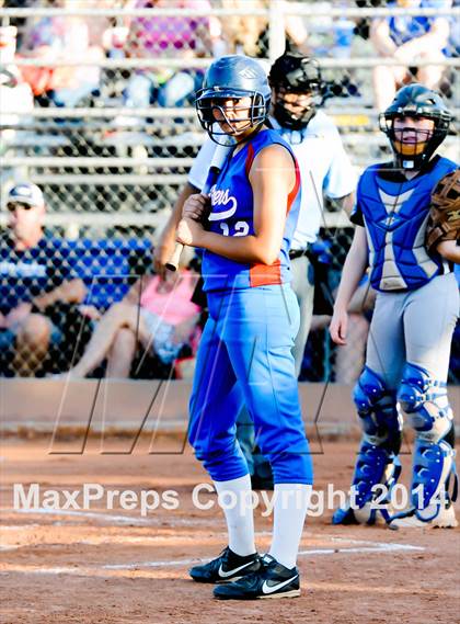 Thumbnail 3 in Valley Christian vs. San Manuel (AIA D4 Final) photogallery.