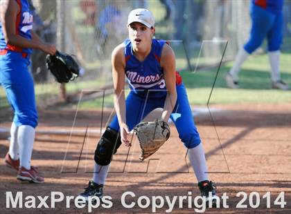 Thumbnail 3 in Valley Christian vs. San Manuel (AIA D4 Final) photogallery.