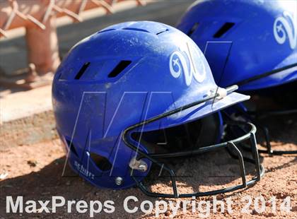 Thumbnail 2 in Valley Christian vs. San Manuel (AIA D4 Final) photogallery.