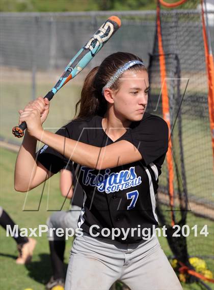Thumbnail 2 in Valley Christian vs. San Manuel (AIA D4 Final) photogallery.