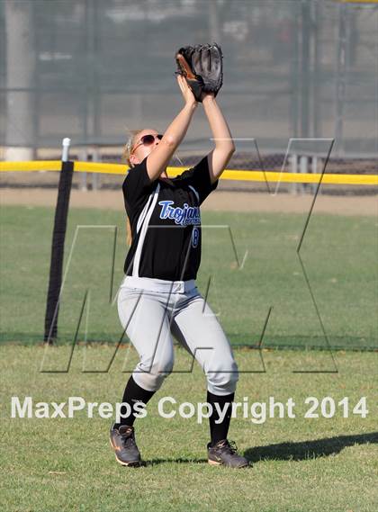 Thumbnail 3 in Valley Christian vs. San Manuel (AIA D4 Final) photogallery.
