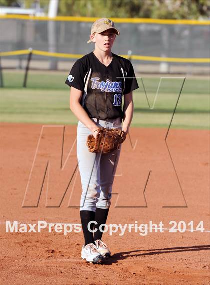 Thumbnail 3 in Valley Christian vs. San Manuel (AIA D4 Final) photogallery.