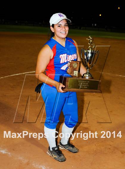 Thumbnail 1 in Valley Christian vs. San Manuel (AIA D4 Final) photogallery.