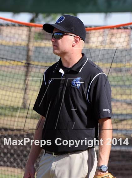 Thumbnail 3 in Valley Christian vs. San Manuel (AIA D4 Final) photogallery.