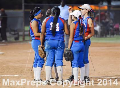 Thumbnail 1 in Valley Christian vs. San Manuel (AIA D4 Final) photogallery.