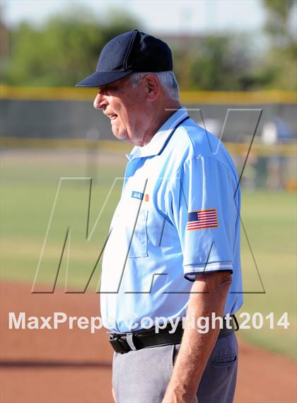 Thumbnail 1 in Valley Christian vs. San Manuel (AIA D4 Final) photogallery.