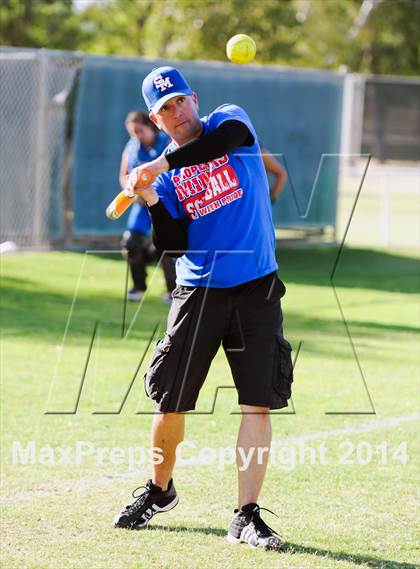 Thumbnail 3 in Valley Christian vs. San Manuel (AIA D4 Final) photogallery.