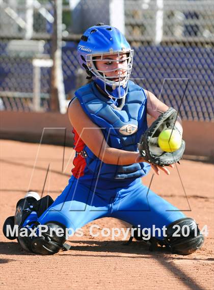 Thumbnail 1 in Valley Christian vs. San Manuel (AIA D4 Final) photogallery.