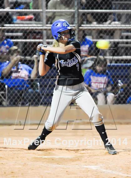 Thumbnail 2 in Valley Christian vs. San Manuel (AIA D4 Final) photogallery.