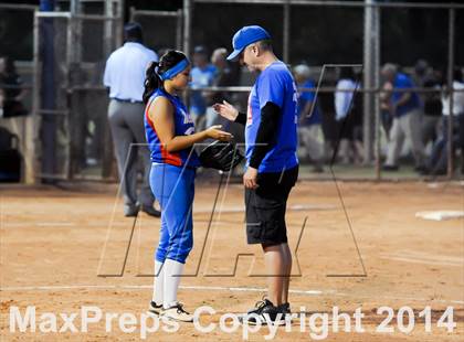Thumbnail 2 in Valley Christian vs. San Manuel (AIA D4 Final) photogallery.
