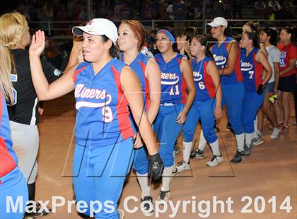 Thumbnail 2 in Valley Christian vs. San Manuel (AIA D4 Final) photogallery.