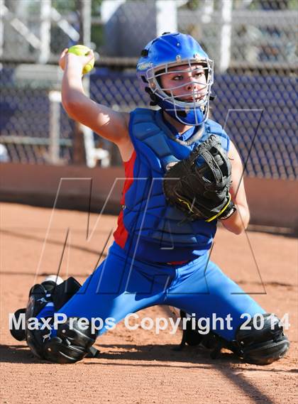 Thumbnail 2 in Valley Christian vs. San Manuel (AIA D4 Final) photogallery.
