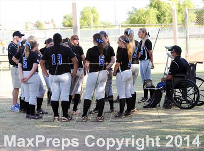 Thumbnail 3 in Valley Christian vs. San Manuel (AIA D4 Final) photogallery.