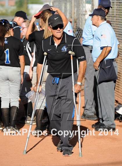 Thumbnail 1 in Valley Christian vs. San Manuel (AIA D4 Final) photogallery.