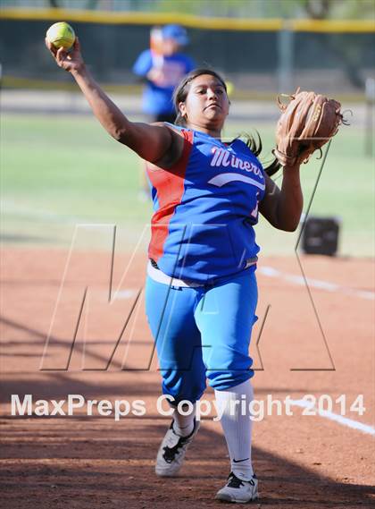 Thumbnail 2 in Valley Christian vs. San Manuel (AIA D4 Final) photogallery.