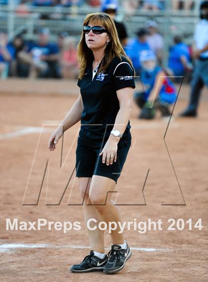 Thumbnail 1 in Valley Christian vs. San Manuel (AIA D4 Final) photogallery.