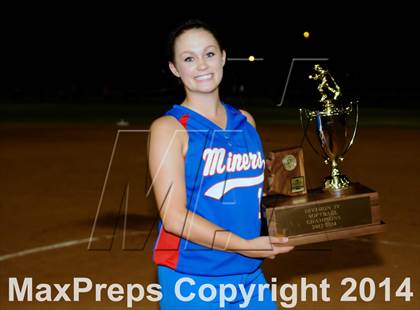 Thumbnail 3 in Valley Christian vs. San Manuel (AIA D4 Final) photogallery.