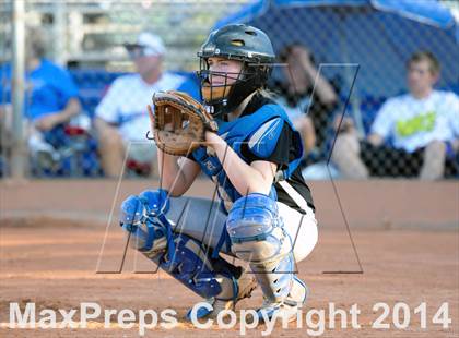 Thumbnail 3 in Valley Christian vs. San Manuel (AIA D4 Final) photogallery.