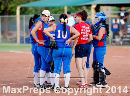 Thumbnail 2 in Valley Christian vs. San Manuel (AIA D4 Final) photogallery.
