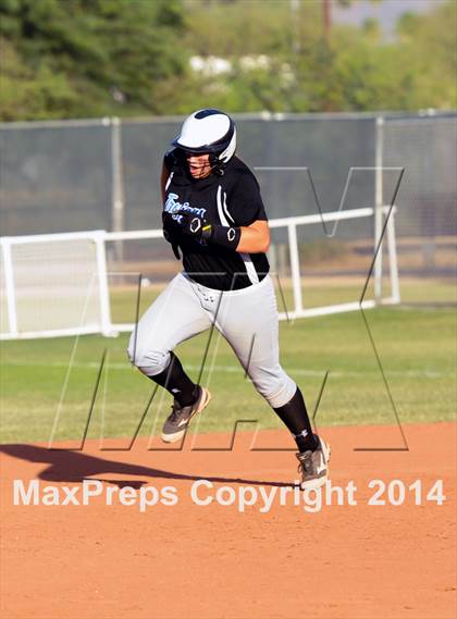 Thumbnail 2 in Valley Christian vs. San Manuel (AIA D4 Final) photogallery.