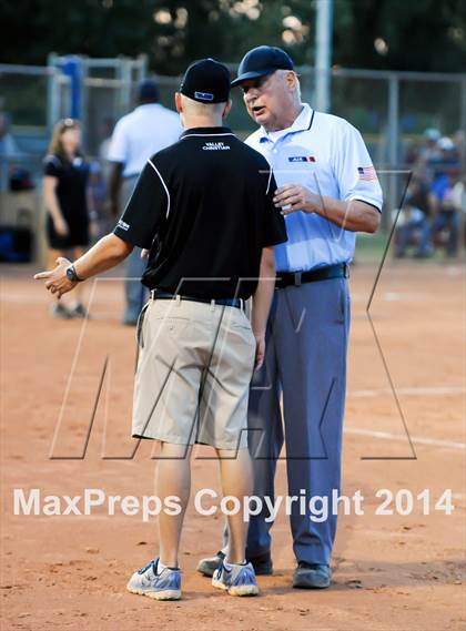 Thumbnail 1 in Valley Christian vs. San Manuel (AIA D4 Final) photogallery.
