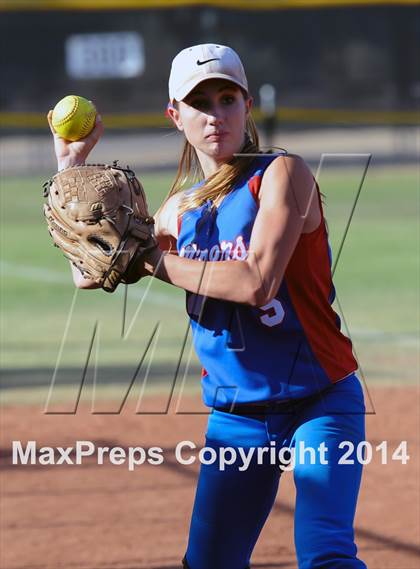 Thumbnail 3 in Valley Christian vs. San Manuel (AIA D4 Final) photogallery.