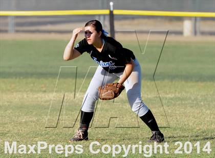 Thumbnail 1 in Valley Christian vs. San Manuel (AIA D4 Final) photogallery.