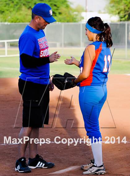 Thumbnail 1 in Valley Christian vs. San Manuel (AIA D4 Final) photogallery.