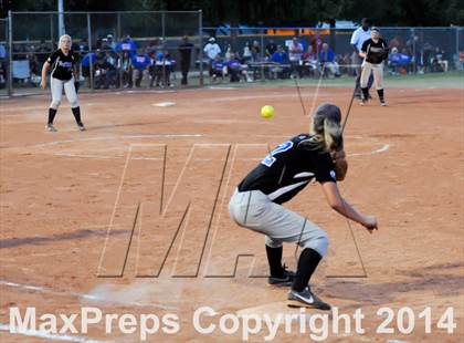 Thumbnail 2 in Valley Christian vs. San Manuel (AIA D4 Final) photogallery.