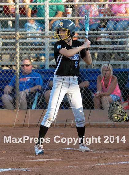 Thumbnail 3 in Valley Christian vs. San Manuel (AIA D4 Final) photogallery.