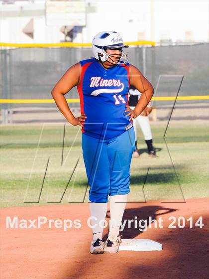Thumbnail 2 in Valley Christian vs. San Manuel (AIA D4 Final) photogallery.