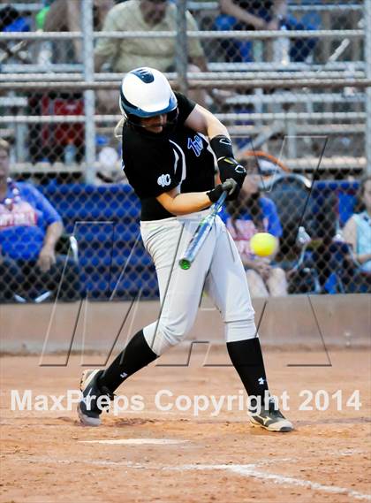 Thumbnail 2 in Valley Christian vs. San Manuel (AIA D4 Final) photogallery.